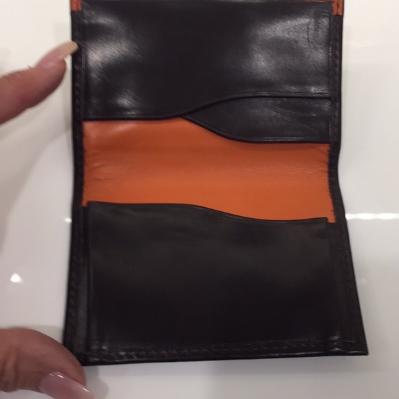 Leather card holder with tag - Picture 2 of 3